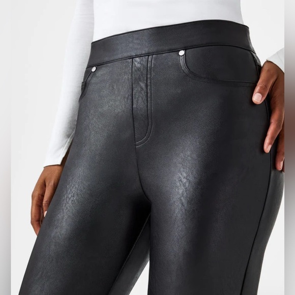 SPANX Black Straight Leg Women's Pants NWT - Picture 3 of 10